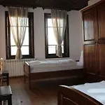 Delchevata Kushta V Leshten